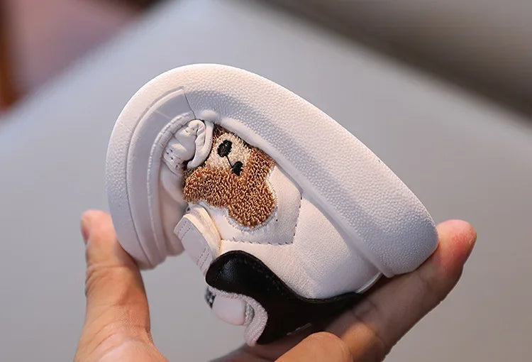 Panda Sneaker